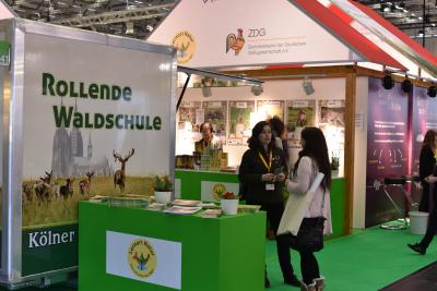 Rollende Waldschule (Quelle: Kapuhs/DJV) Rollende Waldschule