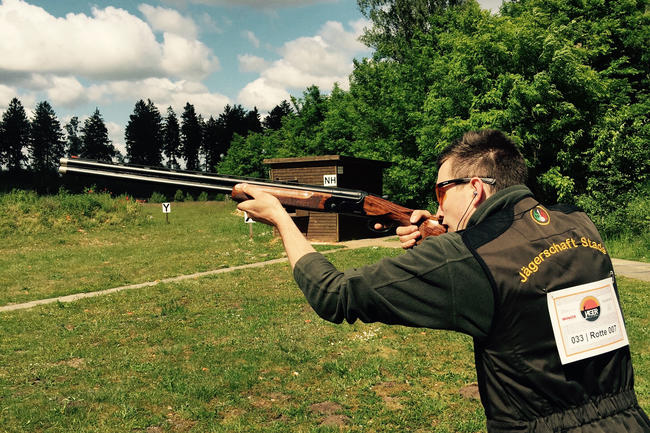 Hannes Mester beim Flintenschießen.