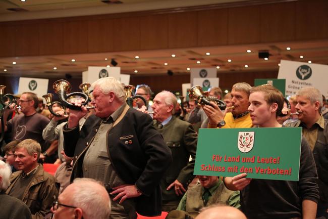 Halali auf der vierten Regionalkonferenz des Landesjagdverbandes Nordrhein-Westfalen in Werl