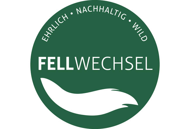 Im neuen Fell-Shop gibt es über 4.000 Felle von Fuchs, Marder oder Waschbär aus heimischer Jagd.