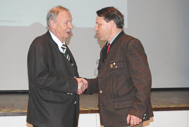 2018 übergab Werner Horstkötter (links) das Amt des JGHV-Präsidenten an Karl Werner Walch (rechts).