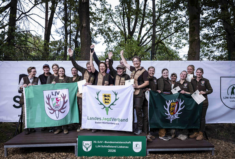 Baden-Württemberg schießt Gold in der Damenklasse Mannschaft.