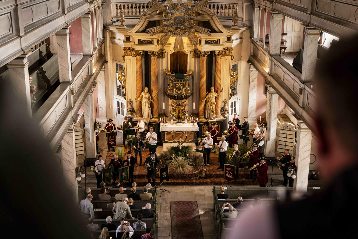 Bundesjägertag 2026: Hubertusmesse in der Kreuzkirche in Suhl. (Quelle: Jona/DJV)