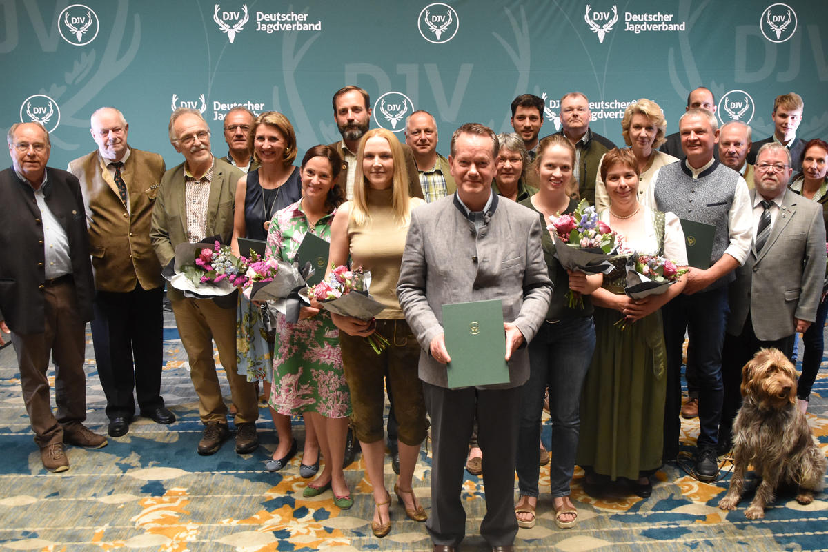 Sonderpreis Kommunikation: Alle Preisträger Gruppenbild 2019 in Berlin (Quelle: Kapuhs/DJV)