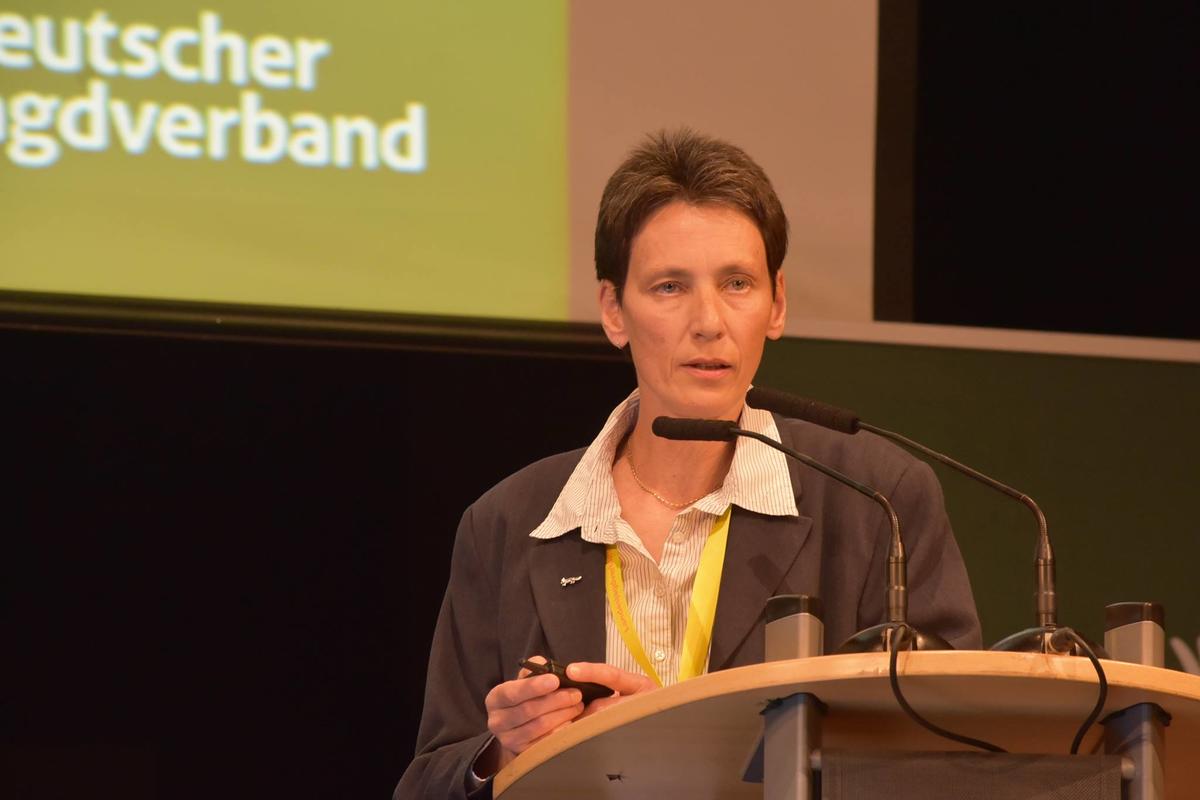 Astrid Sutor, DJV-Referentin für Jagd und Forstwirschaft, ist für eine nachhalte und tierschutzgerechte Fallenjagd. (Quelle Milinski/DJV) (Quelle: Milinski/DJV)
