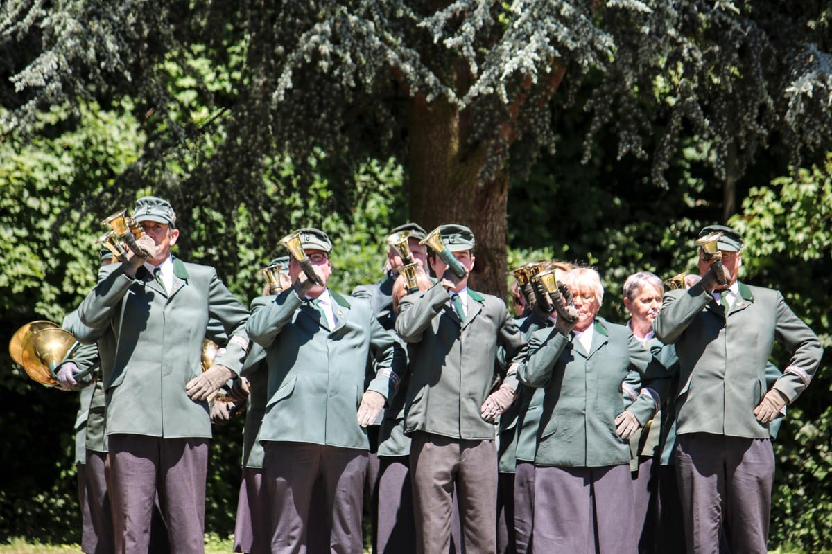 Drittplatziert in der Klasse G: Bläsergruppe Hameln-Pyrmont aus Niedersachsen beim Bundeswettbewerb Jagdhornblasen 2017 (Quelle: DJV)